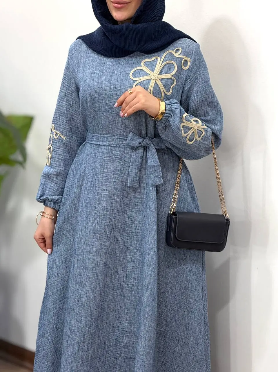 پیراهن مانتویی گلدوزی آیسو فرناز(پیش فروش)